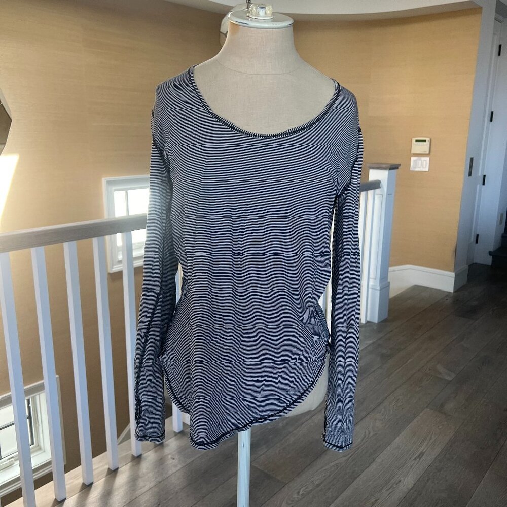 Lululemon long sleeve striped top